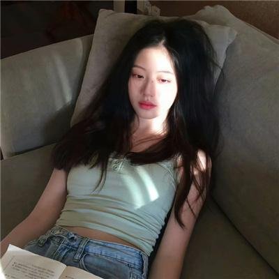 坐着轮椅飞上天空