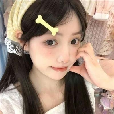 霓虹灯下的哨兵